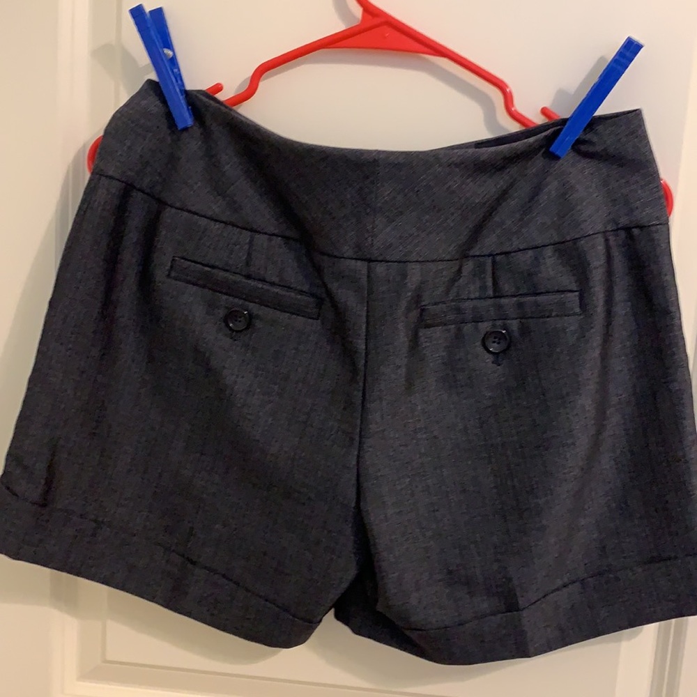 The Limited shorts - Picture 3 of 3